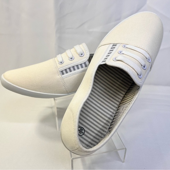 NWOT-Shupua Womens 11 Beige Light & Breathable Canvas Casual Slip-On Sneakers - Picture 3 of 15